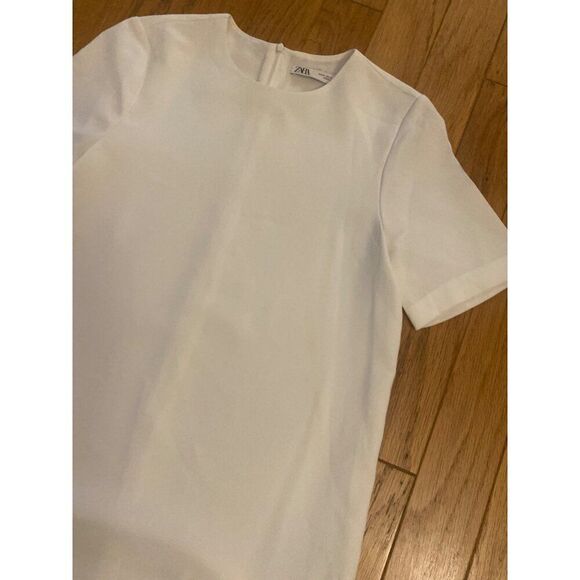 Zara Womens White Pleated Short Sleeve Mini Dress With Back Zipper Closure sz xs - Picture 3 of 9